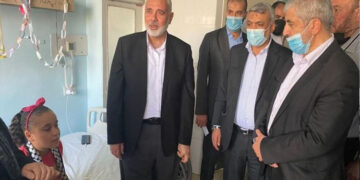 اردن: اسماعیل ھنیہ کی صیہونی ریاستی دہشتگردی سے زخمی  فلسطینیوں کی عیادت