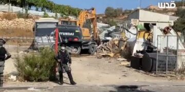 صہیونی فوج نے فلسطینی کی ورکشاپ کو مسمار کردیا