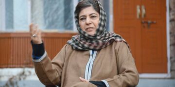 مقبوضہ کشمیر: بھارتی جارحیت  کے نتیجے میں مساجد کو تالے لگے ہیں، محبوبہ مفتی