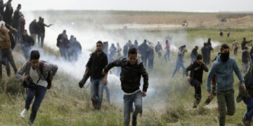 قابض فوج اور فلسطینیوں میں  جھڑپیں، 100 سے زائد فلسطینی زخمی