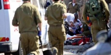 صہیونی آباد کاروں کا فلسطینی قصبے پر دھاوا، 13سے زائد فلسطینی زخمی