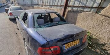 صہیونی آبادکاروں کا فلسطینی گھروں اور املاک پر حملہ