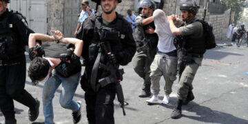 مقبوضہ بیت المقدس: صہیونی فوج کی پر تشدد چھاپہ مار کارروائیاں ، 25 فلسطینی گرفتار