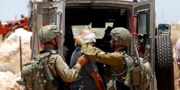 مقبوضہ فلسطین میں صہیونی فوج کا کریک ڈاؤن، درجنوں فلسطینی اغوا