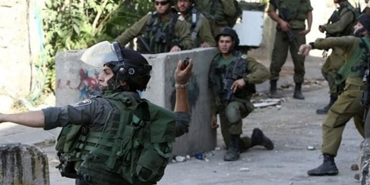 قابض فوج کی پرتشدد کارروائیوں میں درجنوں فلسطینی گرفتار