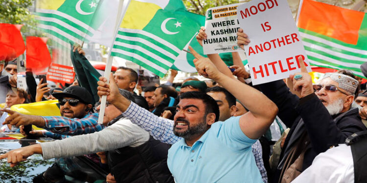 مقبوضہ کشمیر میں بھارتی جارحیت کے خلاف سکھ برادری کا احتجاجی مظاہرہ