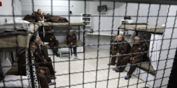 صہیونی جیلوں میں بنیادی سہولیات سے بھی محروم 19 فلسطینی