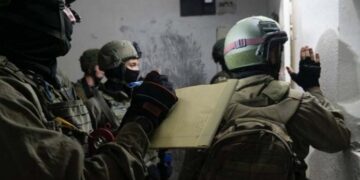 صہیونی قید میں 2 فلسطینی بھائیوں کے گھر کی مسماری کے احکامات