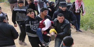 اتھارٹی کے اہلکاروں کی فلسطینی طلبہ ریلی  پر فائرنگ، 1 نوجوان زخمی  