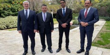 صہیونی صدر کے دورہ ترکی سے قبل اہم حکومتی شخصیات کی اسرائیل آمد