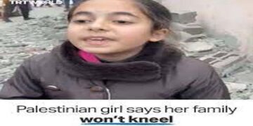 فلسطینی قیدی کی کمسن بیٹی کا گھر کی مسماری کے بعد بھی پرعزم رہنے کا اعلان