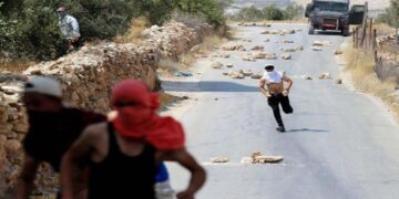 قابض فوج اور فلسطینیوں میں جھڑپ،2 فوجی زخمی ہو گئے