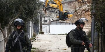 قابض ریاست میں فلسطینی کادو منزلہ گھر مسمار