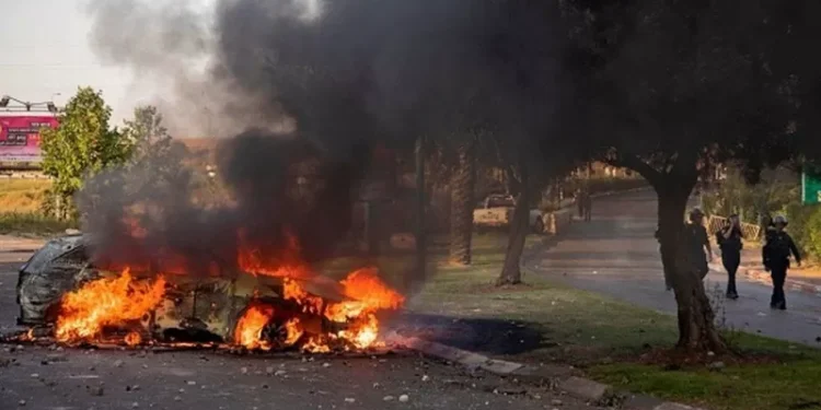 صہیونی آبادکاروں کی گاڑی میں دھماکہ دوزخمی 1 ہلاک