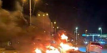 صہیونی فوج اور فلسطینیوں کےمابین جھڑپیں، اسرائیلی فوجی گاڑی نظر آتش