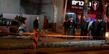 صہیونی ریاست میں پولیس پر حملہ، 2 اہلکار ہلاک