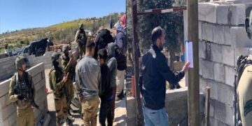 صہیونی بلدیہ نے فلسطینیوں کوان کے  گھروں  کی مسماری کے نوٹس جاری  کر دیے
