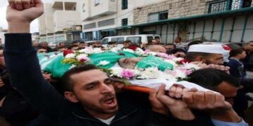 شہید فلسطینی کے جنازے میں ہزاروں شہریوں کی شرکت