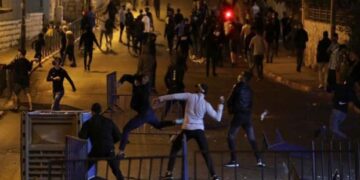 القدس میں صہیونی آبادکاروں اور فلسطینیوں میں جھڑپیں، متعدد زخمی