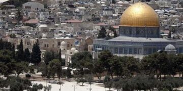 فلسطینی مسجد اقصیٰ سے اپنا ربط قائم رکھیں، اسرائیل زوال پزیر ہونے والا ہے، امام قبلہ اول