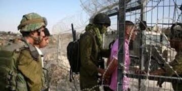 غزہ میں قابض صہیونی فوج کے ہاتھوں فلسطینیوں کی گرفتاری
