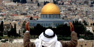 مسجد اقصیٰ میں جمعے کے اجتماع میں مسلمانوں سے  بھرپور شرکت کی اپیل