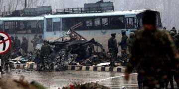 وادی کشمیر میں دستی بم دھماکے میں 2 بھارتی فوجی ہلاک، 4 زخمی