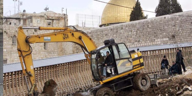 اسرائیل کی مسجد اقصیٰ کی بنیادوں کی کھدائی جاری، قبلہ اول کی دیواروں میں نئے شگاف