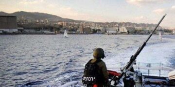 غزہ: صہیونی بحریہ کا فلسطینی ماہی گیروں پر فائرنگ، 4 کشتیاں تباہ