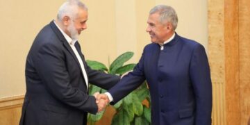 اسماعیل ھنیہ کی جمہوریہ تاتاریستان کے صدر سے ملاقات