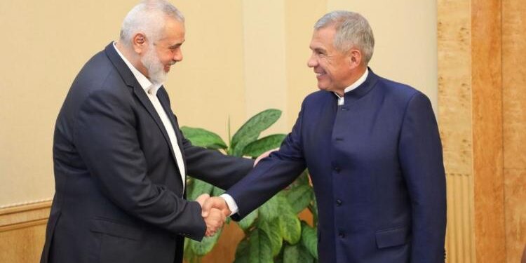 اسماعیل ھنیہ کی جمہوریہ تاتاریستان کے صدر سے ملاقات