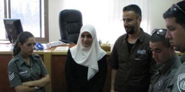 صہیونی فوج نے فلسطینی خاتون رہنما کو ڈیڑھ سال بعد رہا کردیا