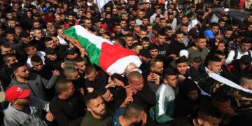 صہیونی فوج کی دہشتگردی جاری: فائرنگ سے دو فلسطینی شہید