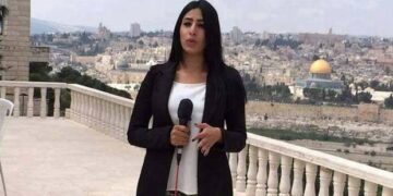 صہیونی فوج کا بے بنیاد الزام، خاتون فلسطینی صحافی کی حراست میں توسیع