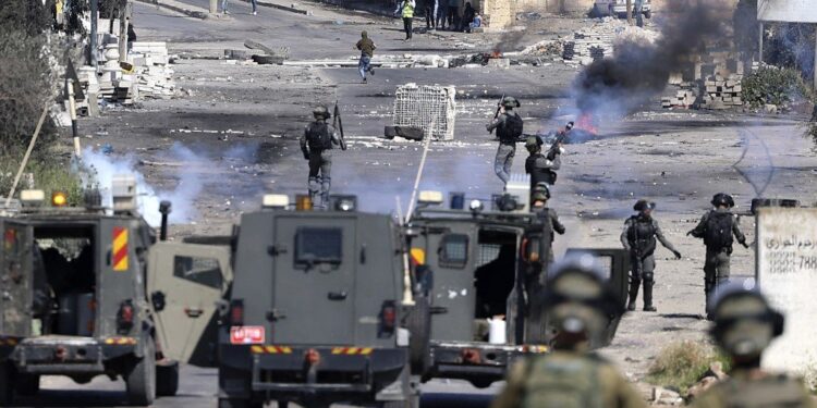 صہیونی فوج کامغربی کنارے میں فلسطینیوں کے خلاف نئی کارروائیوں کا آغاز