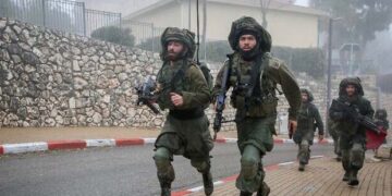 مزاحمت کاروں کے حملے جاری، دو صہیونی فوجیوں سمیت چار اسرائیلی زخمی