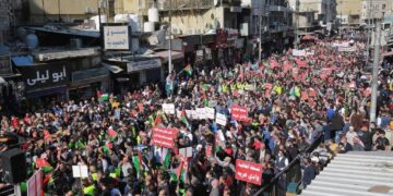 اسرائیل کے ساتھ ملکی معاہدے کے خلاف اردنی شہریوں کا احتجاج