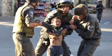 صہیونی فوج نے ایک ماہ کے دوران 76 بچوں 22 خواتین سمیت 600 فلسطینیوں کو گرفتار کیا
