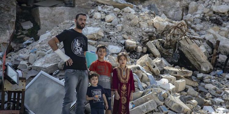 صیہونی فوج کے ہاتھوں فلسطینیوں کے گھروں کی مسماری جاری