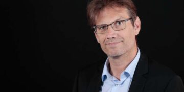 فلسطینیوں کے گھروں کی مسماری قابل مذمت ہے، فرانسیسی رکن پارلیمنٹ