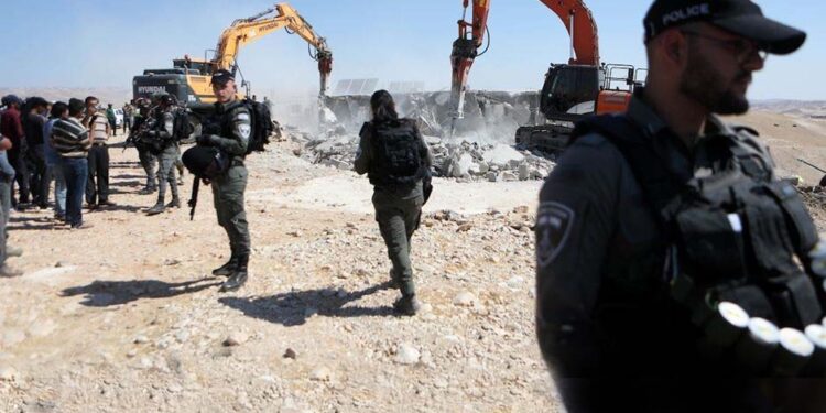 صہیونی فوج کے ہاتھوں فلسطینیوں کےمزید پانچ مکانات مسمار