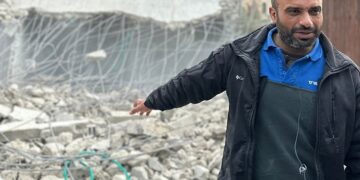 صیہونی فوج کے ہاتھوں ایک اور فلسطینی اپنا ہی گھر خود مسمار کرنے پر مجبور