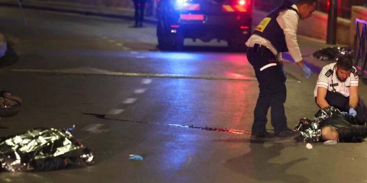 مقبوضہ بیت المقدس: فلسطینی مجاہد کا حملہ, آٹھ صیہونی جہنم واصل متعدد زخمی