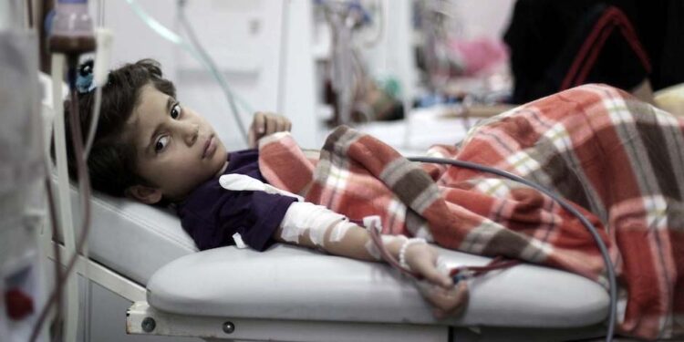 صیہونی ریاست نے غزہ میں طبی آلات و ادویات کی فراہمی پر پابندی عائد کی ہوئی ہے