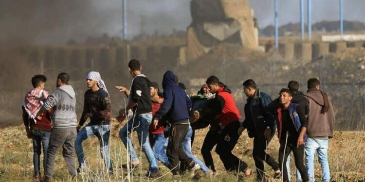 غزہ: صیہونی فوج  نے دو فلسطینی نوجوانوں کو گولی مار دی