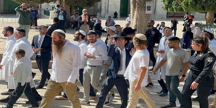 شرپسند صہیونی آبادکاروں کا مسجد اقصیٰ پر دھاوا