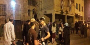 ایک بار پھر، آباد کاروں کا ہوارہ گاؤں پر حملہ، 30 فلسطینی زخمی