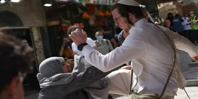 صہیونی آبادکاروں کے فلسطینیوں پر حملے جاری