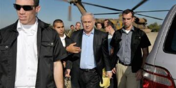 نیتن یاہو کے خلاف اسرائیلیوں کا غصہ، صیہونی وزیراعظم کو ہیلی کاپٹر استعمال کرنا پڑا