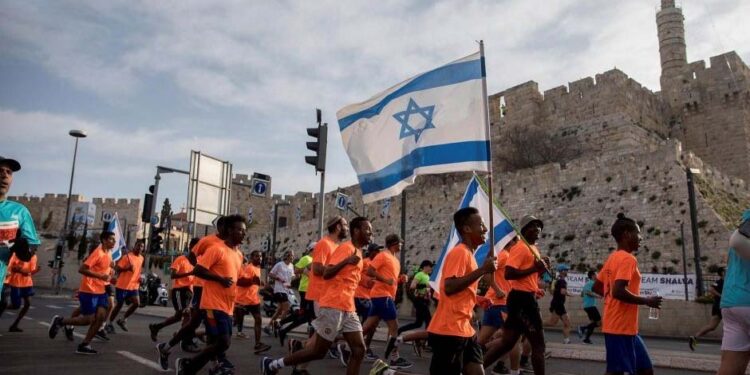 بیت المقدس کے خلاف سازشیں جاری، القدس میں یہودی میراتھن ریس کا انعقاد